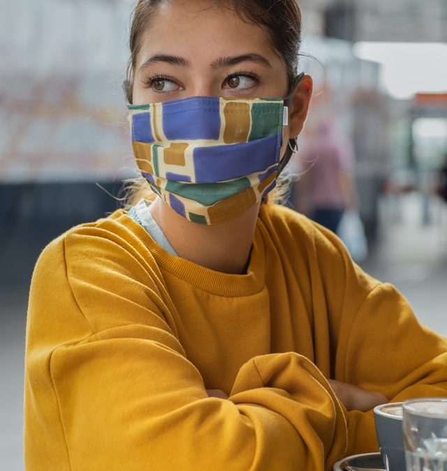 woman in face mask