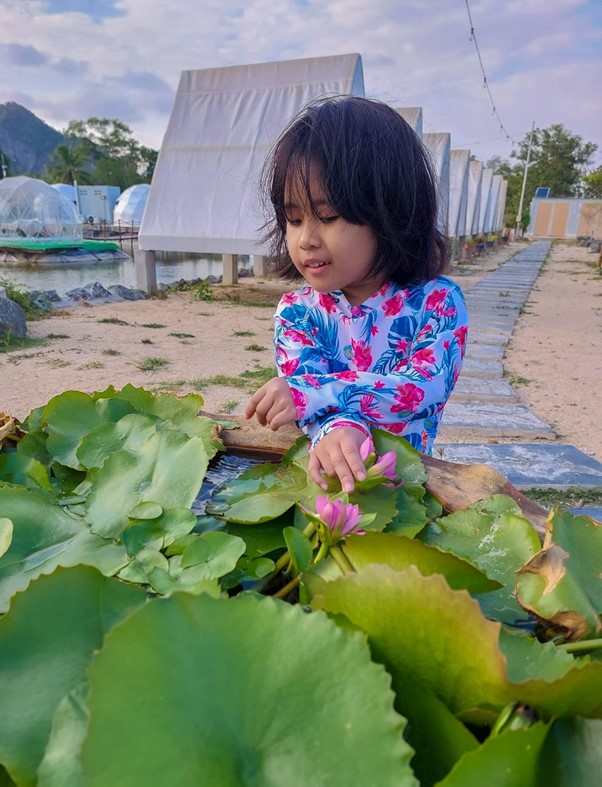 Girl with flowers